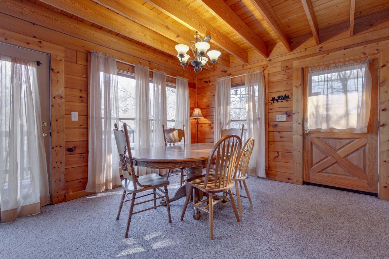 Wildwood Cove, 2 Bedrooms, Fireplace, Wifi, Jetted Tub, Hot Tub, Sleeps 6 Sevierville Exterior foto