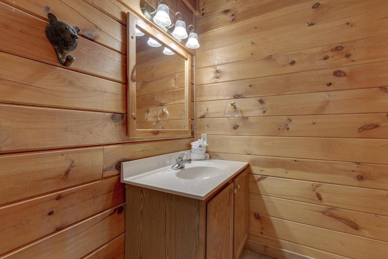 Wildwood Cove, 2 Bedrooms, Fireplace, Wifi, Jetted Tub, Hot Tub, Sleeps 6 Sevierville Exterior foto